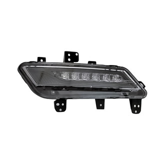 Replacement - Passenger Side Fog Light (CAPA Certified)