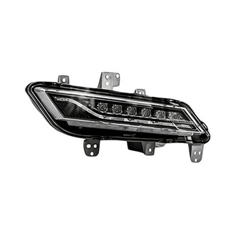 Replacement - Passenger Side Fog Light (CAPA Certified)