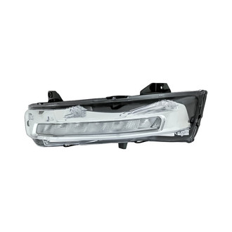Replacement - Driver Side Turn Signal/Parking Light (CAPA Certified)