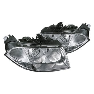 Replacement - Driver and Passenger Side Headlight Set (Standard Line)