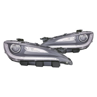 Replacement - Driver and Passenger Side Headlight Set (CAPA Certified)