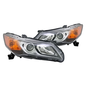 Replacement - Driver and Passenger Side Headlight Set (CAPA Certified)