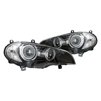 Replacement - Driver and Passenger Side Headlight Set Lens and Housing (Standard Line)