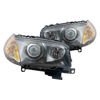Replacement - Driver and Passenger Side Headlight Set Lens and Housing (Standard Line)