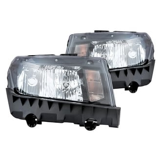 Replacement - Driver and Passenger Side Headlight Set (Standard Line)