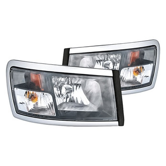 Replacement - Driver and Passenger Side Headlight Set (Standard Line)