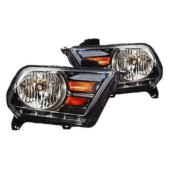Replacement - Driver and Passenger Side Headlight Set (Standard Line)