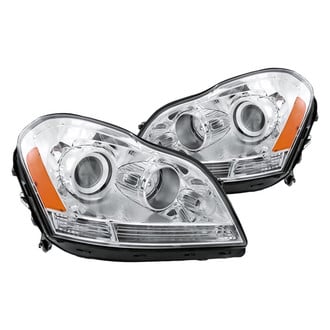 Replacement - Driver and Passenger Side Headlight Set (CAPA Certified)