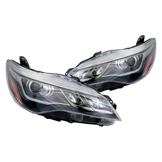 Replacement - Driver and Passenger Side Headlight Set (CAPA Certified)