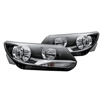 Replacement - Driver and Passenger Side Headlight Set (CAPA Certified)