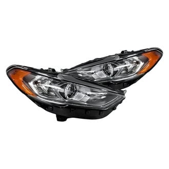 Replacement - Driver and Passenger Side Headlight Set (CAPA Certified)