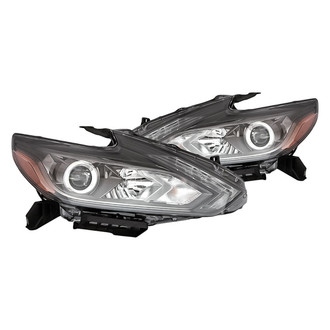 Replacement - Driver and Passenger Side Headlight Set (Standard Line)