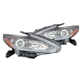Replacement - Driver and Passenger Side Headlight Set (Standard Line)