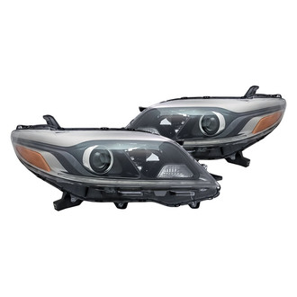 Replacement - Driver and Passenger Side Headlight Set (CAPA Certified)