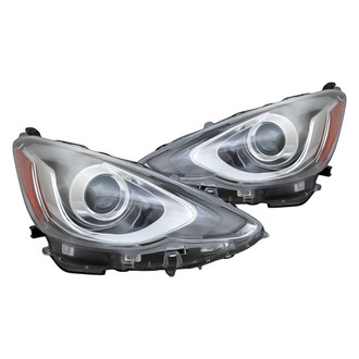Replacement - Driver and Passenger Side Headlight Set (Standard Line)