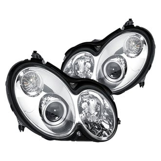 Replacement - Driver and Passenger Side Headlight Set (Standard Line)