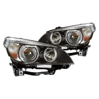Replacement - Driver and Passenger Side Headlight Set (Standard Line)