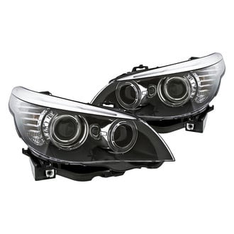 Replacement - Driver and Passenger Side Headlight Set (Standard Line)