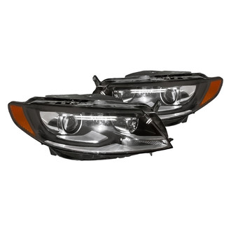 Replacement - Driver and Passenger Side Headlight Set (Standard Line)