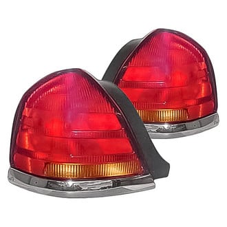 Replacement - Driver and Passenger Side Tail Light Lens and Housing Set (Standard Line)