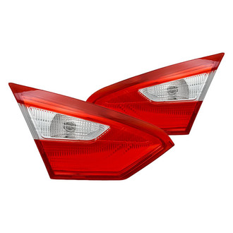 Replacement - Driver and Passenger Side Inner Tail Light Set (CAPA Certified)