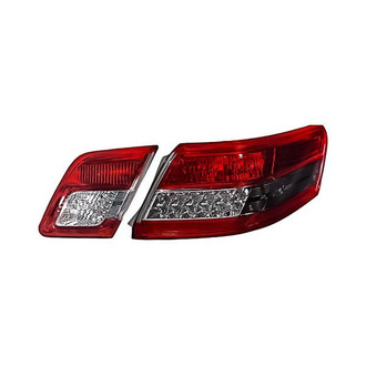 Replacement - Passenger Side Driver and Passenger Side Inner and Outer Tail Light Set (Standard Line)