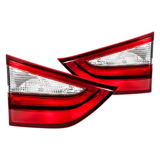 Replacement - Driver and Passenger Side Inner Tail Light Set (Standard Line)