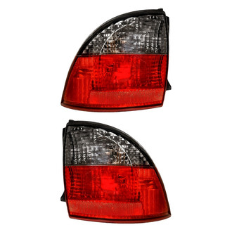 Replacement - Driver and Passenger Side Outer Tail Lights (Standard Line)