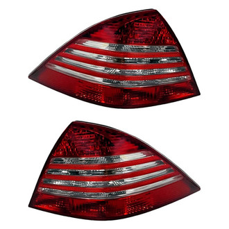 Replacement - Driver and Passenger Side Tail Lights (Standard Line)