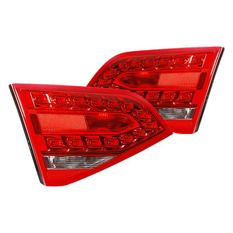 Replacement - Driver and Passenger Side Inner Tail Lights (Standard Line)