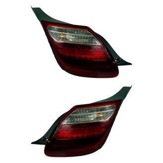Replacement - Driver and Passenger Side Tail Light Lens and Housings (Standard Line)