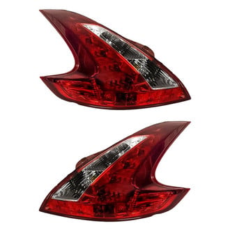 Replacement - Driver and Passenger Side Tail Lights (Standard Line)