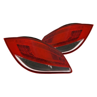 Replacement - Driver and Passenger Side Tail Lights (Standard Line)