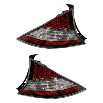 Replacement - Driver and Passenger Side Tail Lights (Standard Line)