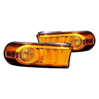 Replacement - Driver and Passenger Side Turn Signal/Corner Light Set (Standard Line)