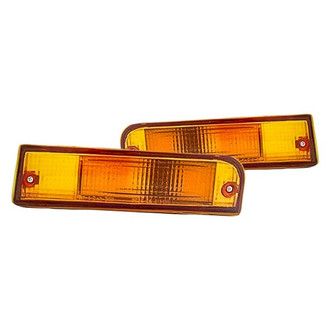 Replacement - Driver and Passenger Side Turn Signal/Parking Light Set (Standard Line)