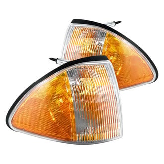 Replacement - Driver and Passenger Side Outer Turn Signal/Corner Light Set (Standard Line)