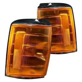 Replacement - Driver and Passenger Side Turn Signal/Corner Light Set (Standard Line)