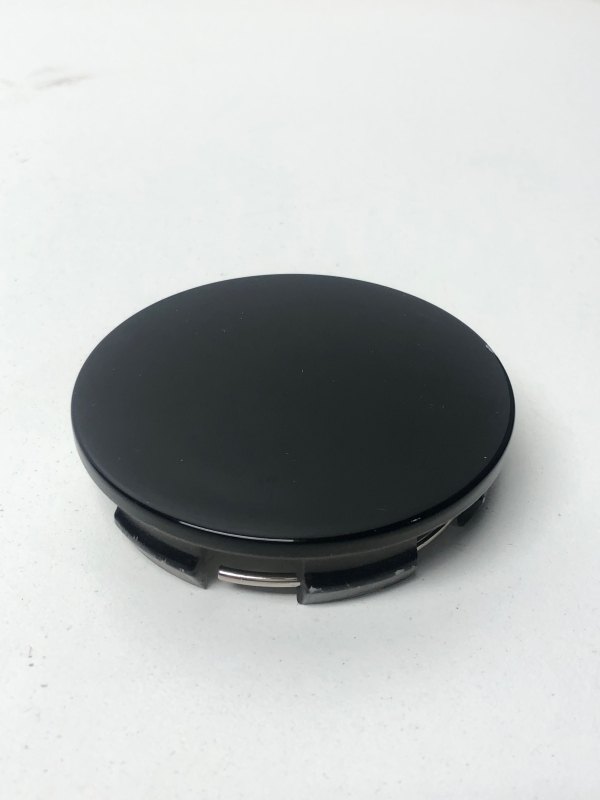 Replikaz® - Black Wheel Center Cap