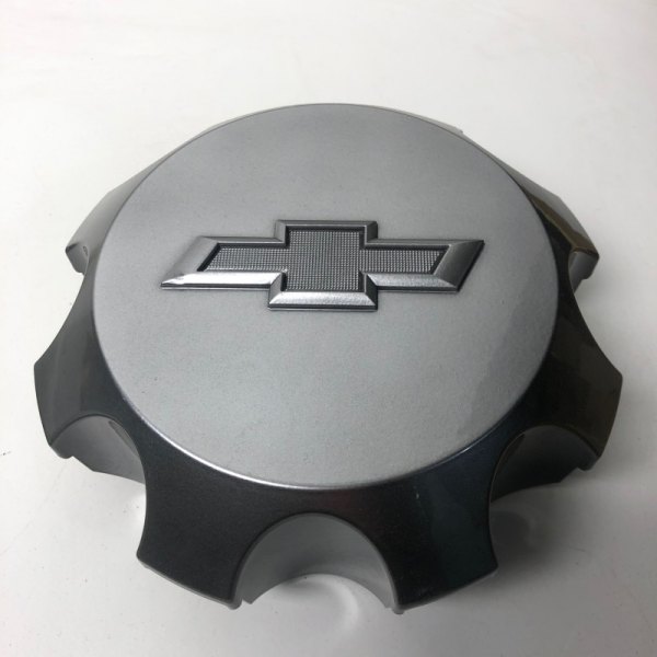 Replikaz® - Painted Light Hyper Silver Wheel Center Cap With Silver Reflective Bowtie Logo