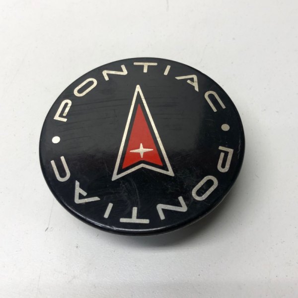 Replikaz® - Black Wheel Center Cap With Red Pontiac Logo