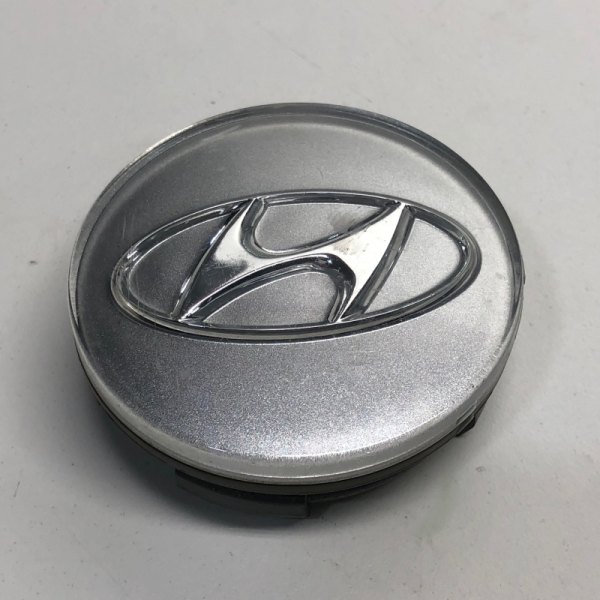 Replikaz® - Silver Wheel Center Cap With Chrome Hyundai Logo