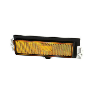 RESTOPARTS® - Driver and Passenger Side Replacement Side Marker Lights