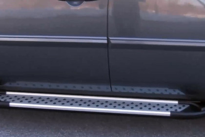 Romik® - 5.5" RAL Series Silver Running Boards Installation Video