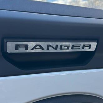 SAA® - Chrome Tailgate Handle Cover