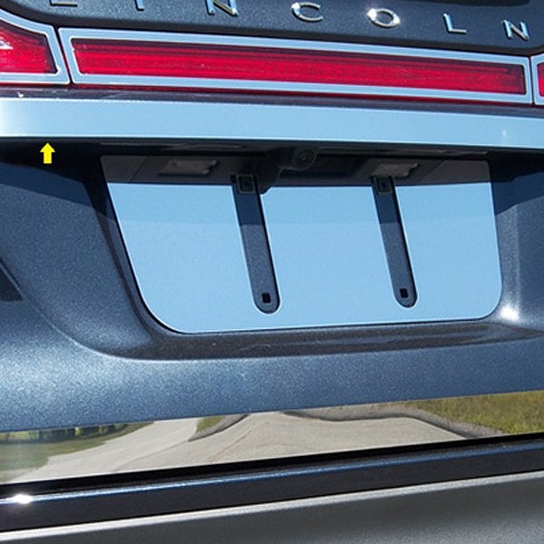SAA® LB55640 Polished License Plate Bar Trim