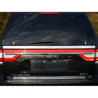 Lincoln Navigator Chrome Trim & Accessories – CARiD.com