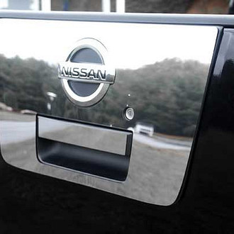 SAA® - Polished Upper Tailgate Trim