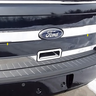 SAA® - Polished Upper Rear Hatch Trim