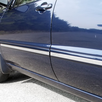 SAA® - I-Type Polished Body Side Moldings
